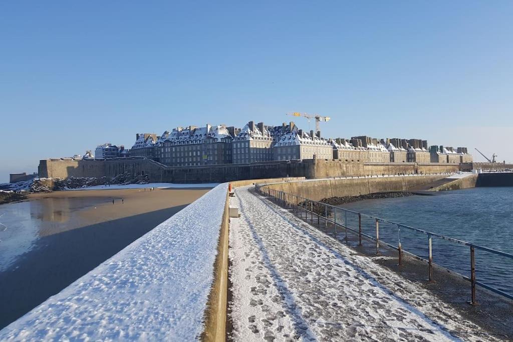 Appartement A 30M De La Plage Du Sillon. 생말로 외부 사진